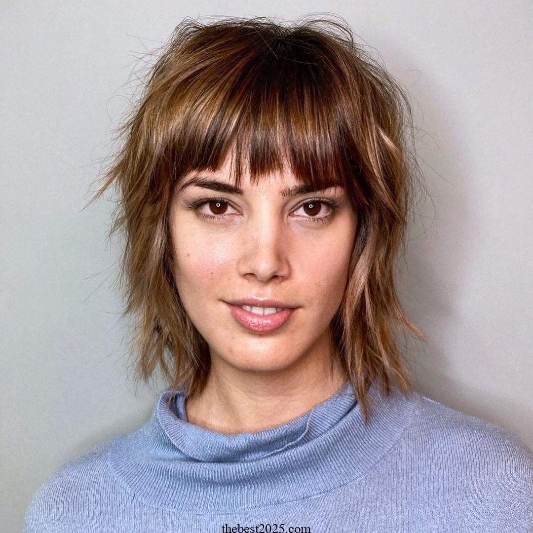 12 best Shaggy Bob with Bangs in 2024 3