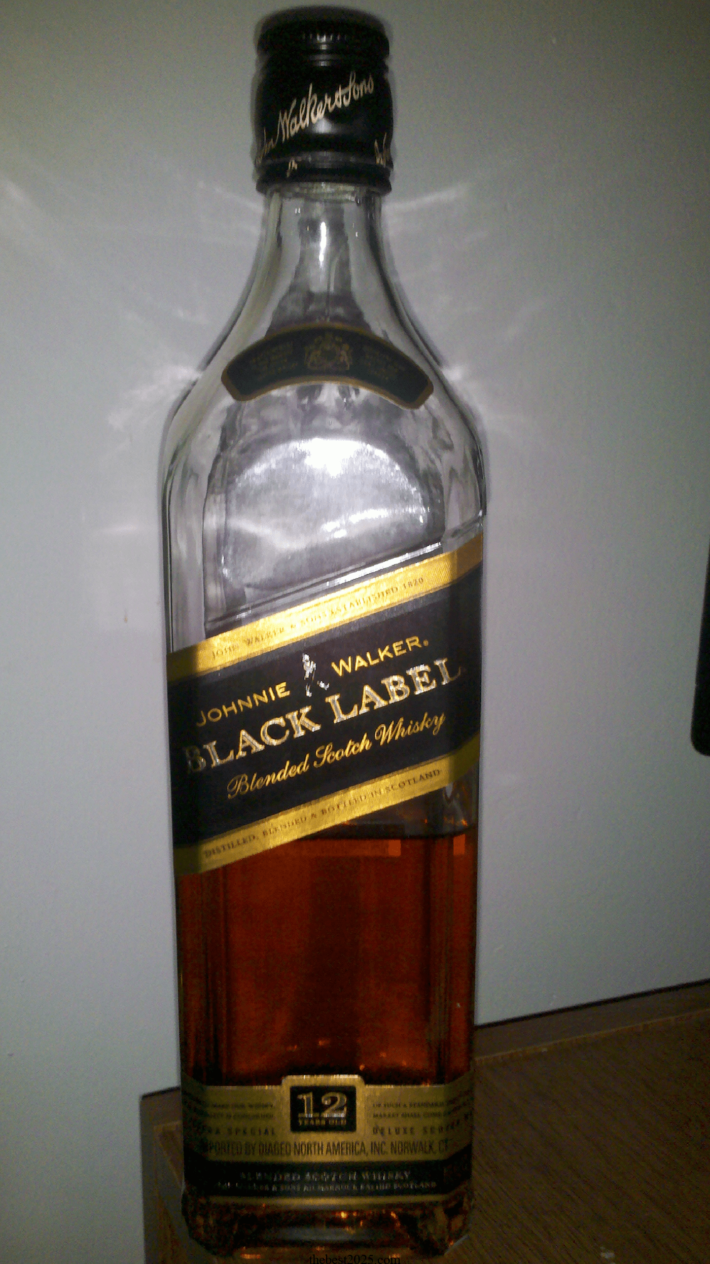 Johnnie Walker Black Label 750ml 2